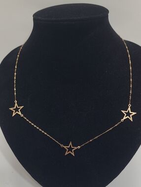 10k Gold Three Star Cut Out Necklace